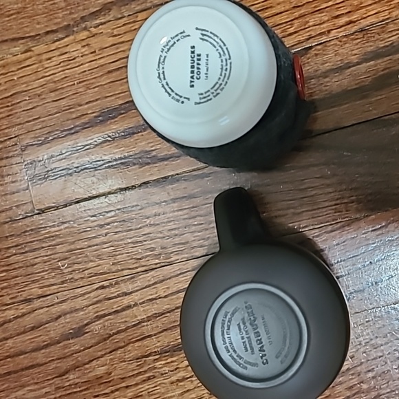 Starbucks mugs qty:2 - Picture 3 of 5